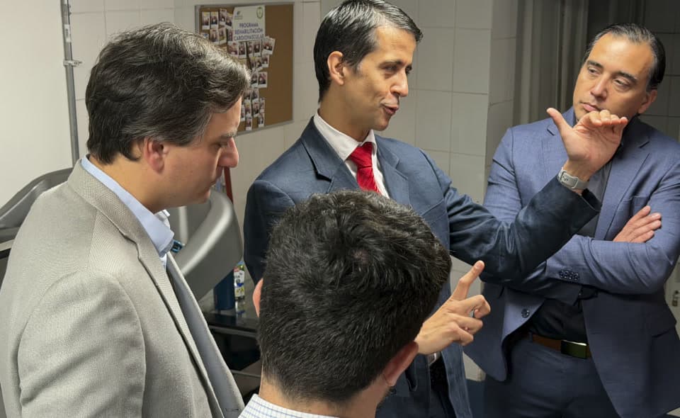 Lanzamiento del Programa de Rehabilitación Cardiovascular de Sports: diálogo entre los médicos durante el recorrido